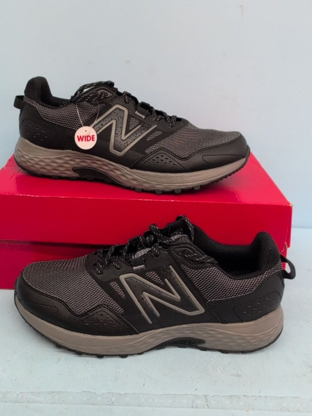 New Balance 410v8 Trail Running Mens Shoes US 9 4E XWide Black MT410LB8